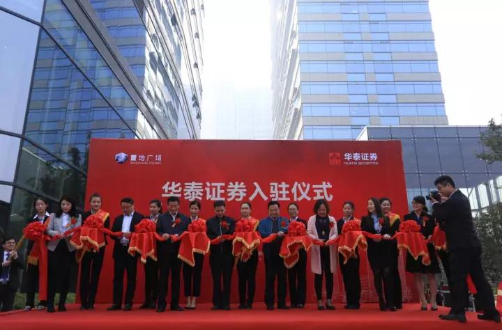 活动实景图.jpg